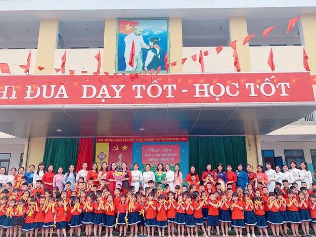 CHÀO ĐÓN CÁC BÉ MẪU GIÁO 5-6 TUỔI TRƯỜNG MẦM NON DÂN HÒA SANG THAM QUAN TRƯỜNG TIỂU HỌC DÂN HÒA